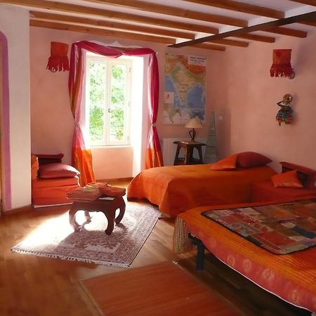 La Source, Vegetarian Guest House Chabeuil Dış mekan fotoğraf