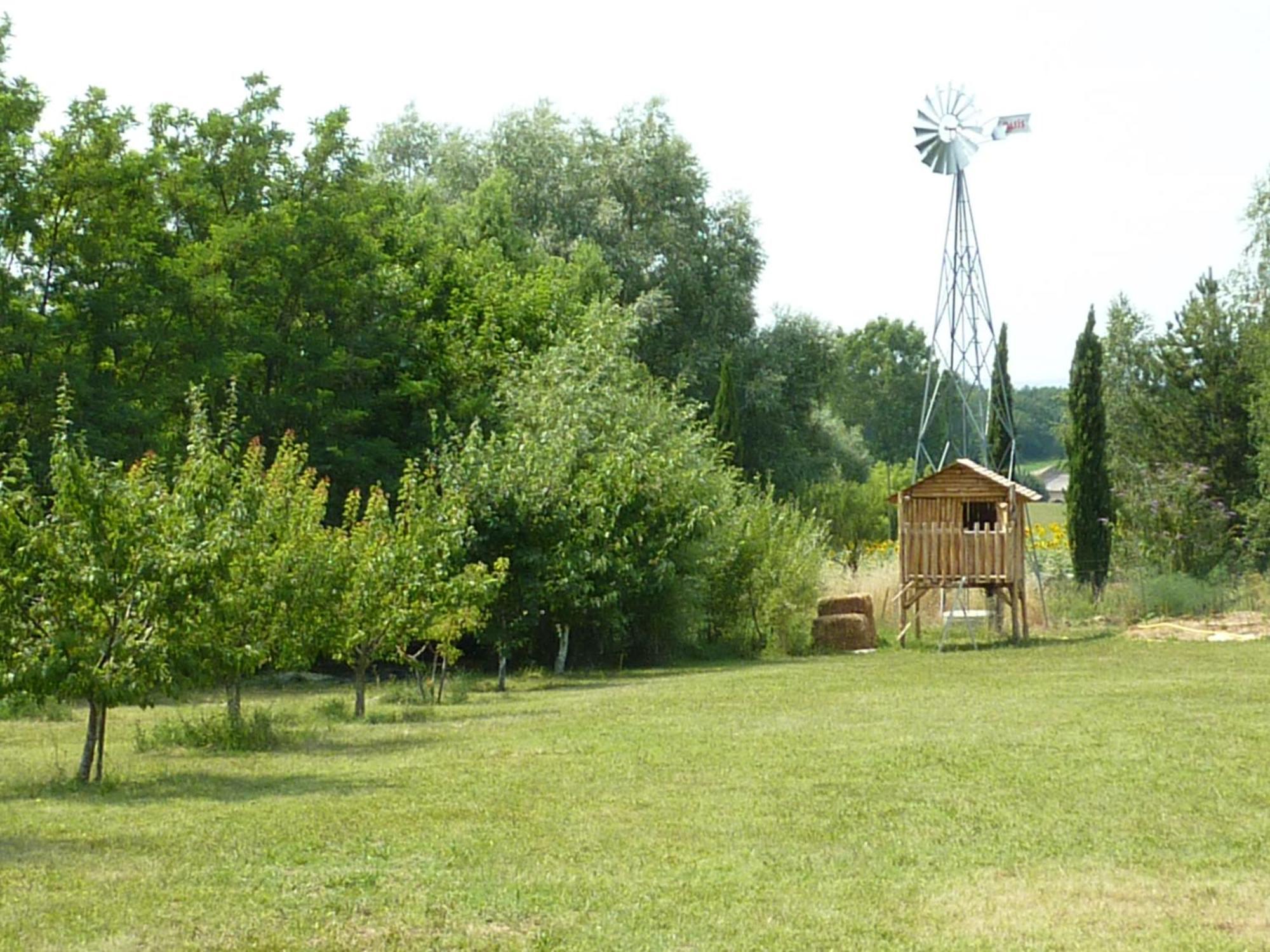 La Source, Vegetarian Guest House Chabeuil Dış mekan fotoğraf
