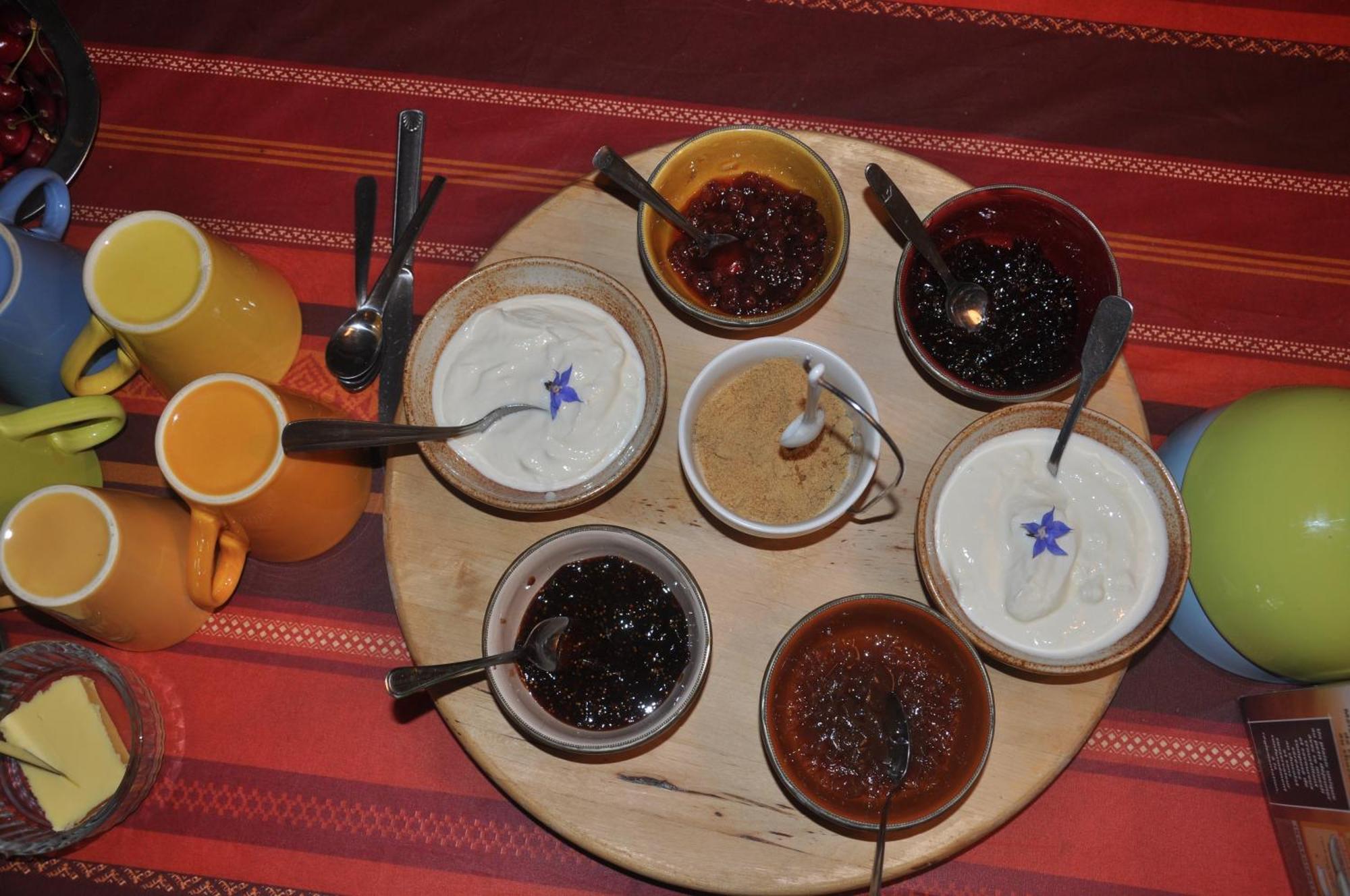 La Source, Vegetarian Guest House Chabeuil Dış mekan fotoğraf