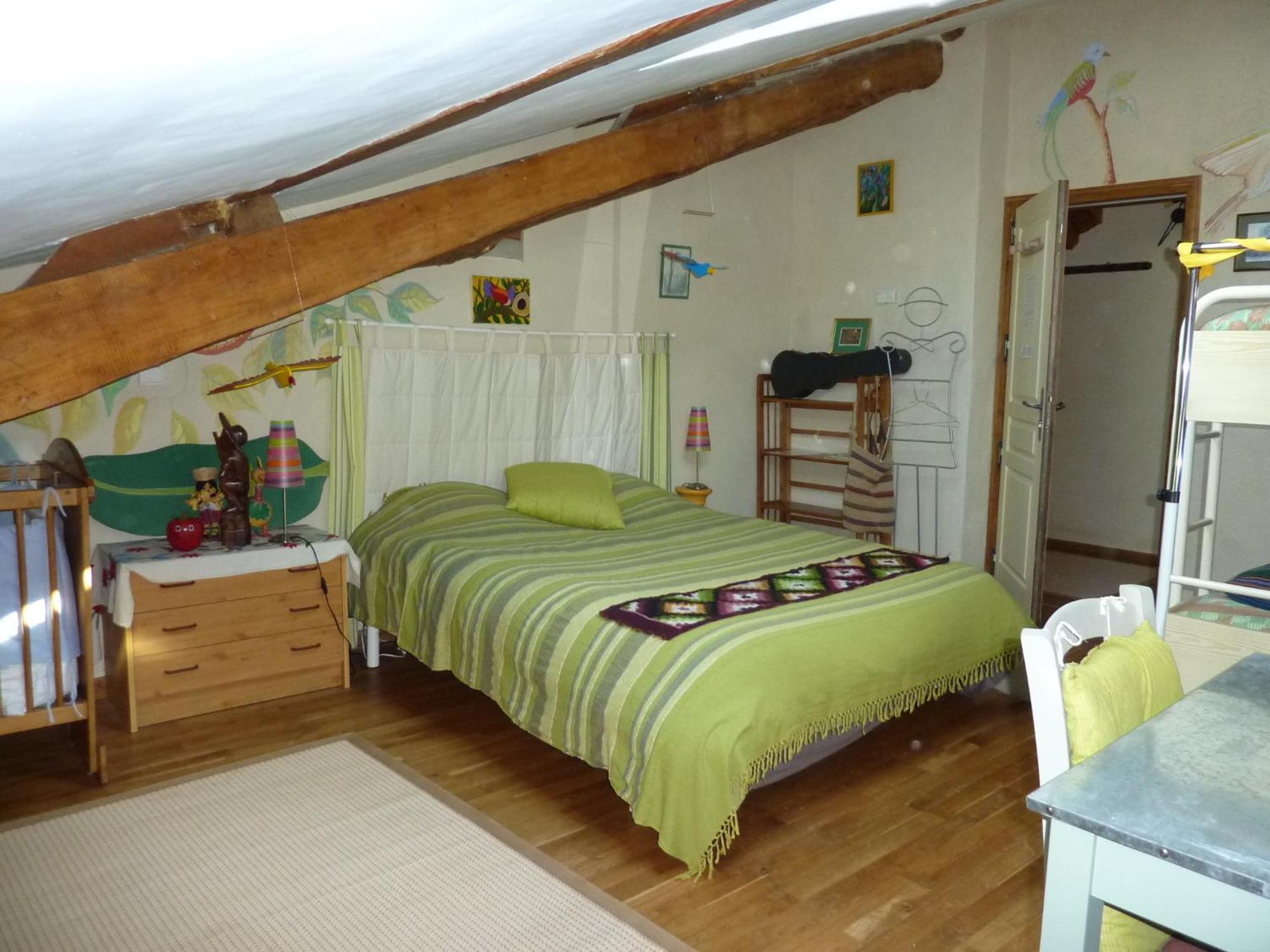 La Source, Vegetarian Guest House Chabeuil Oda fotoğraf