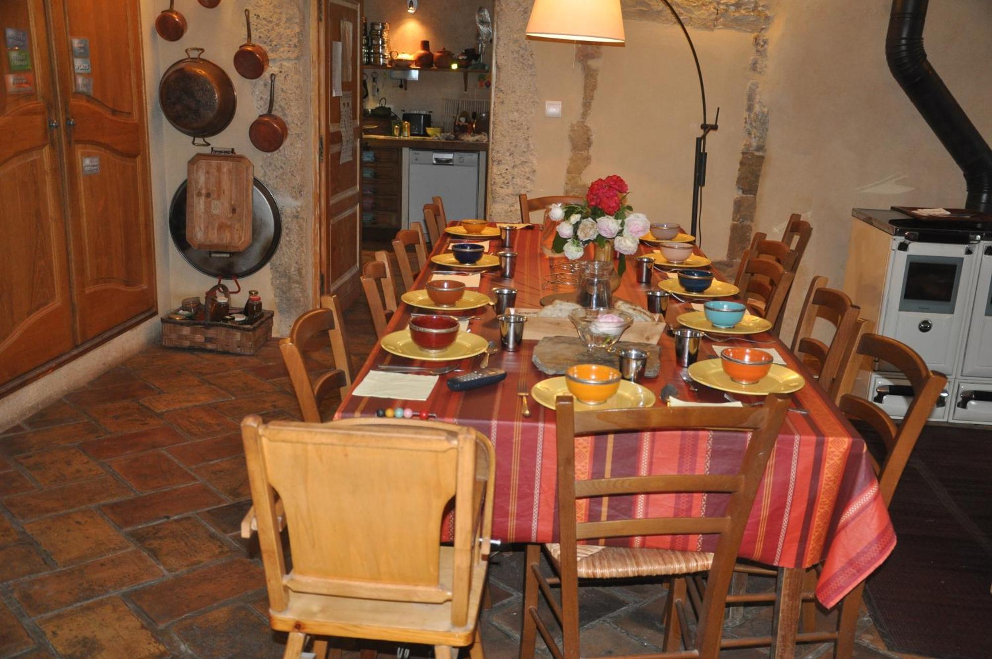 La Source, Vegetarian Guest House Chabeuil Dış mekan fotoğraf