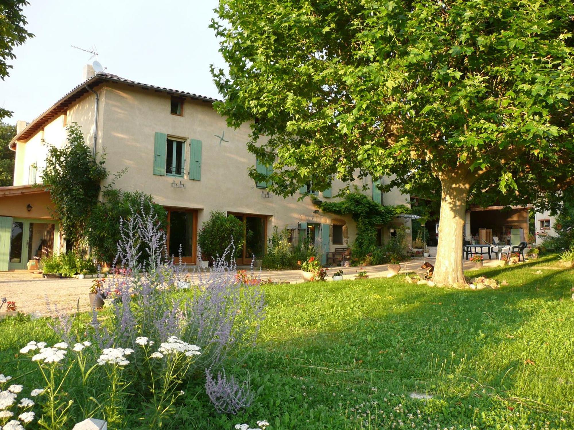 La Source, Vegetarian Guest House Chabeuil Dış mekan fotoğraf