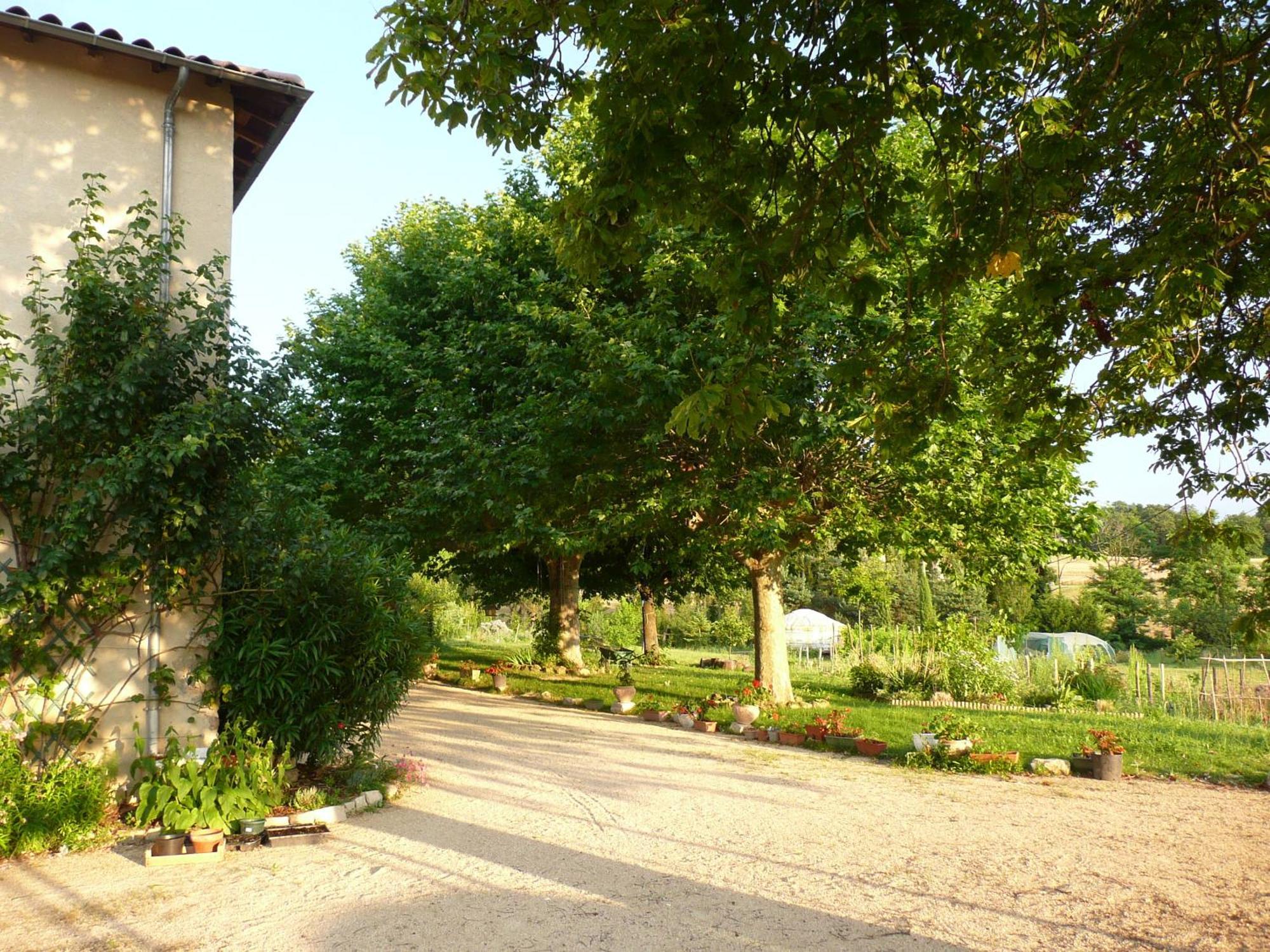 La Source, Vegetarian Guest House Chabeuil Dış mekan fotoğraf